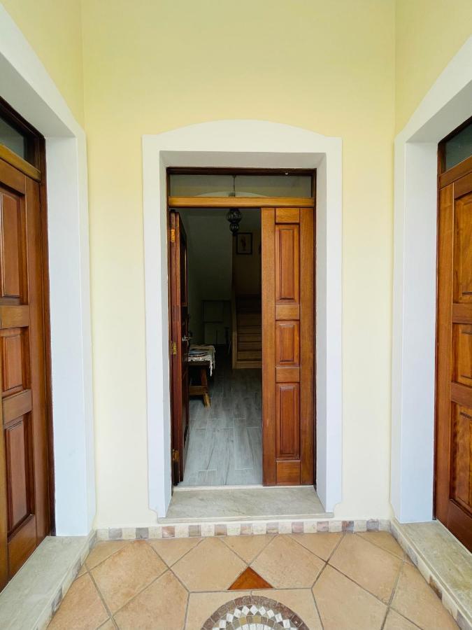 B&B Tre - Rooms & Relax Oristano Kültér fotó