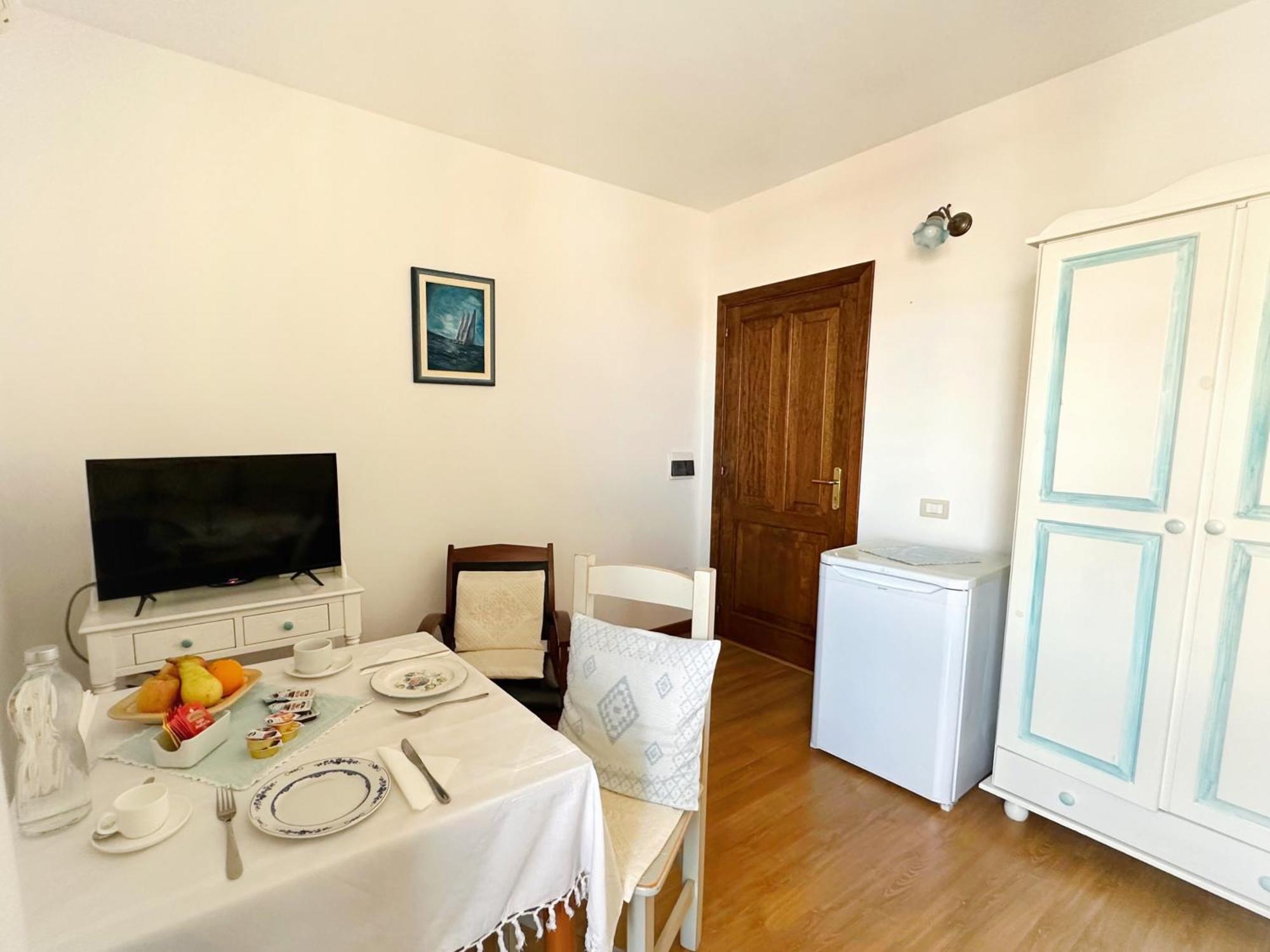 B&B Tre - Rooms & Relax Oristano Kültér fotó