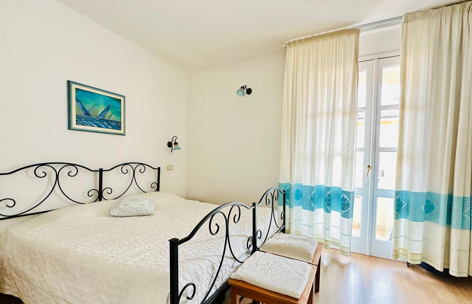 B&B Tre - Rooms & Relax Oristano Kültér fotó